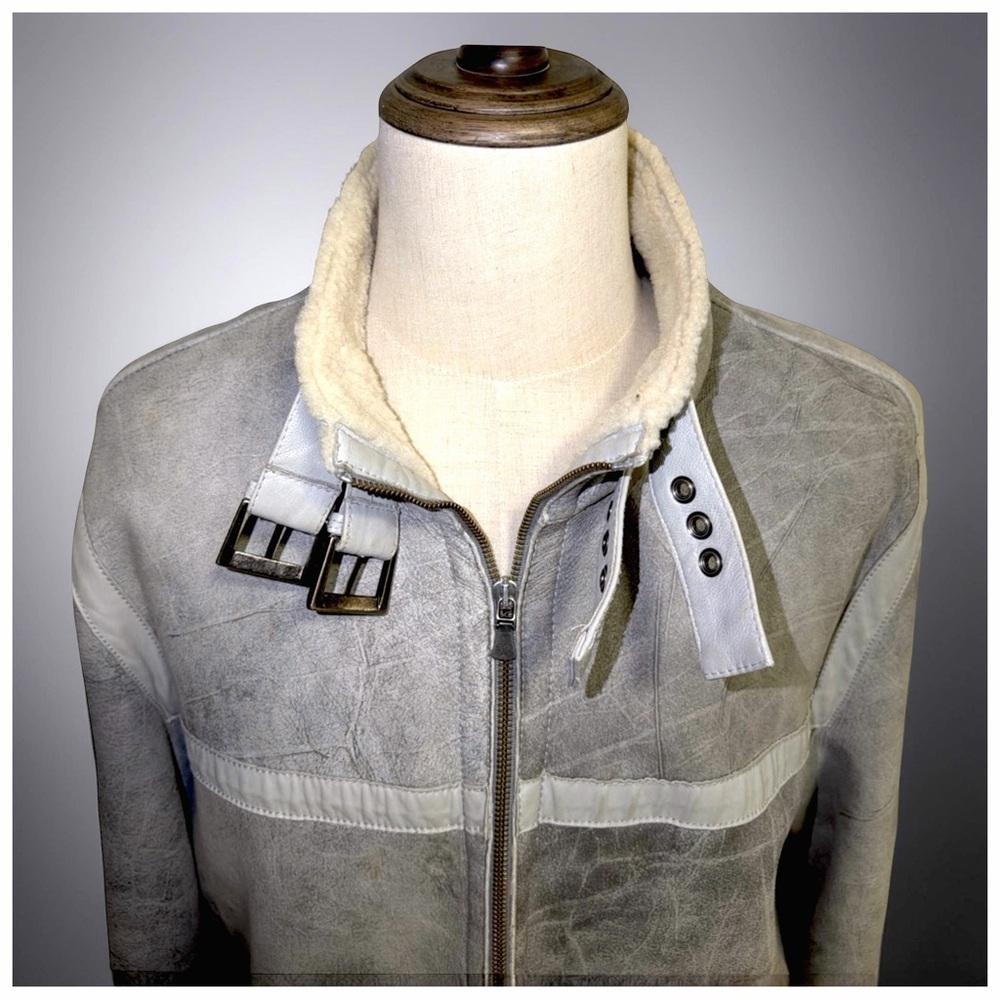 Versace Jeans Couture Distressed Shearling Jacket – Gray | Vintage Luxury - Picture 10 of 16
